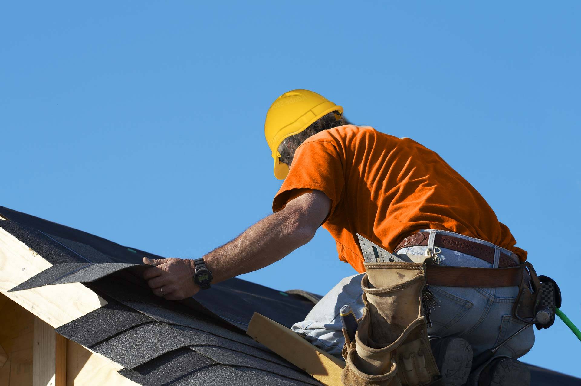 Sarasota Roofing Company offering new and roof repairs